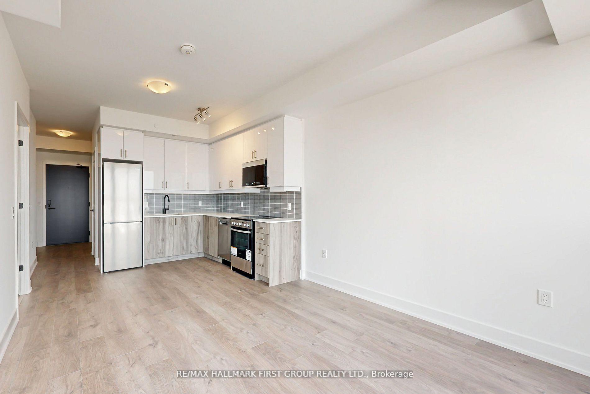2 Bedrooms Condo at 2343 Khalsa, Oakville For sale