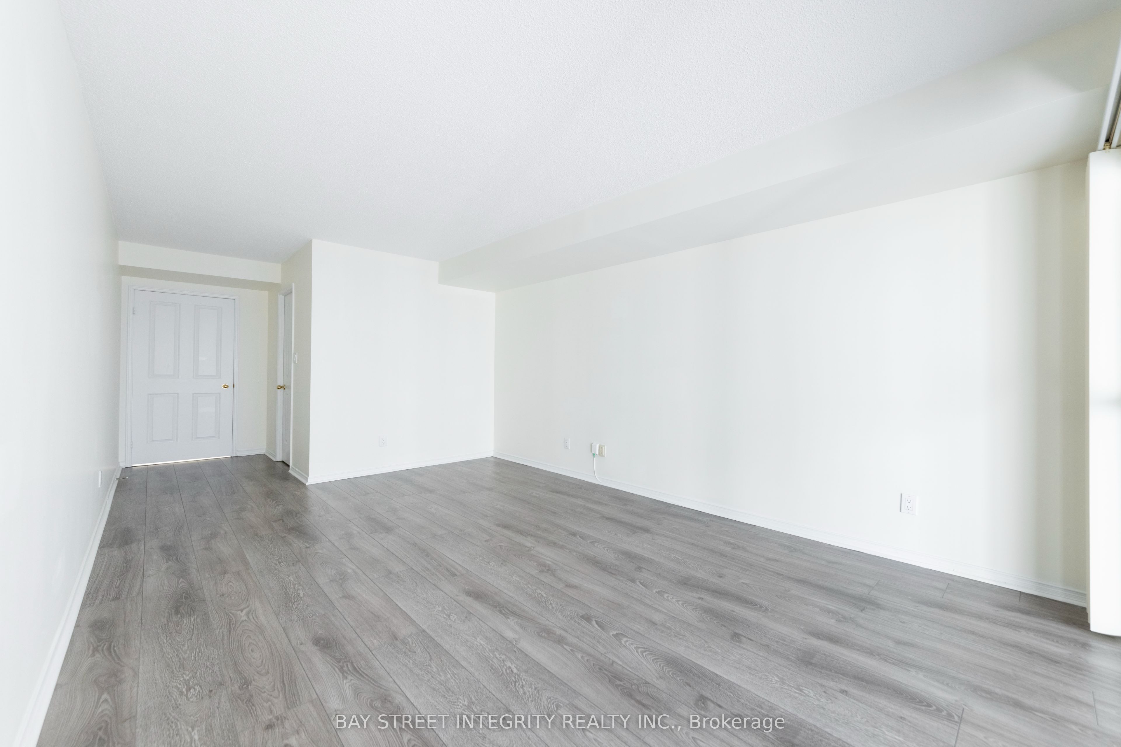 28 Hollywood Avenue, #1210