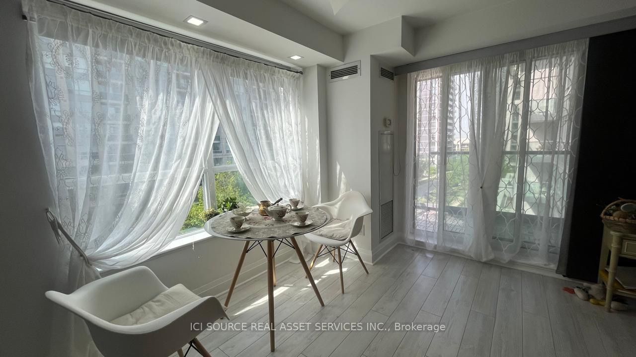 #509 - 20 North Park Road, Vaughan, ON L4J 0G7