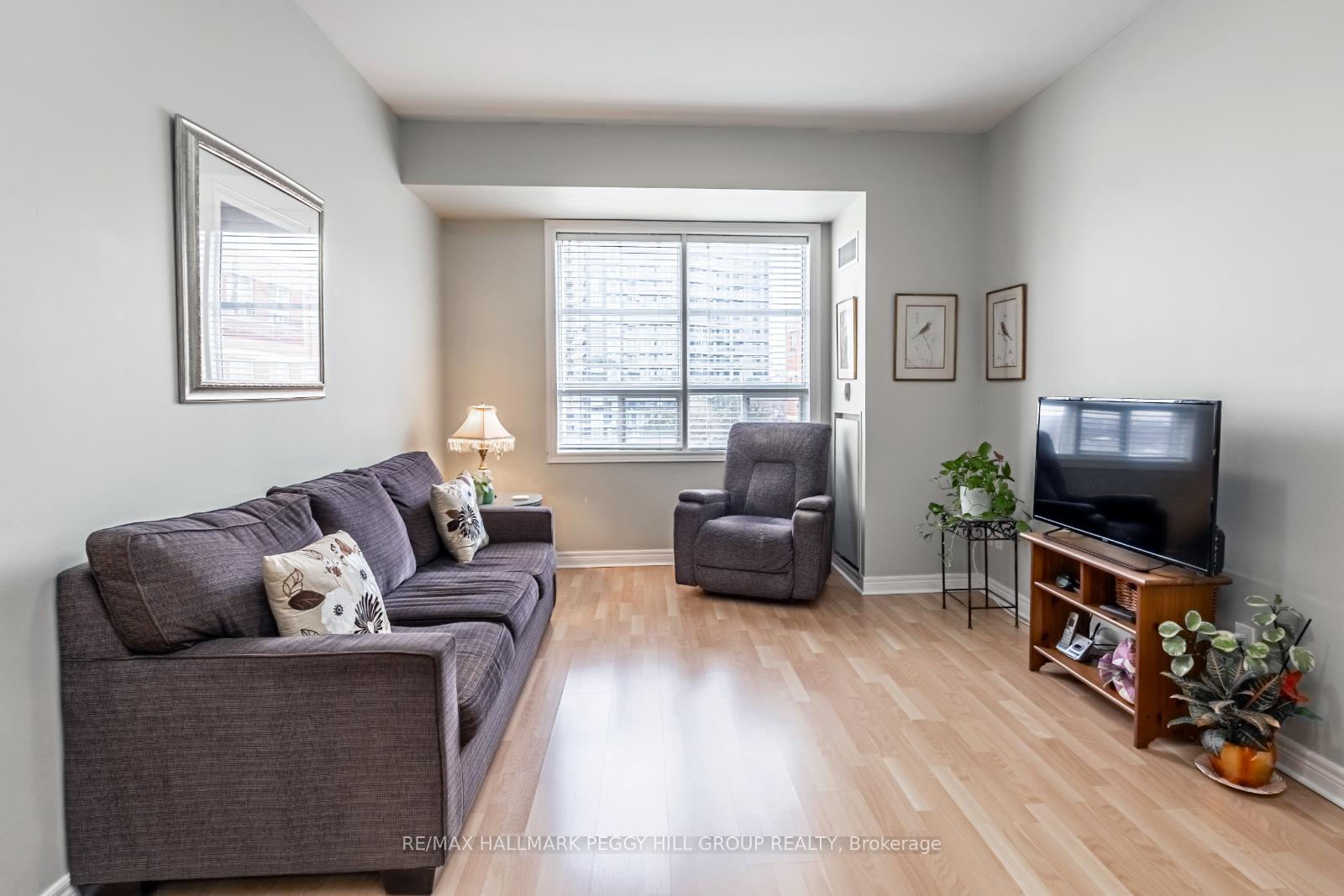 2 Bedrooms Condo at 1415 Lawrence, Toronto For sale
