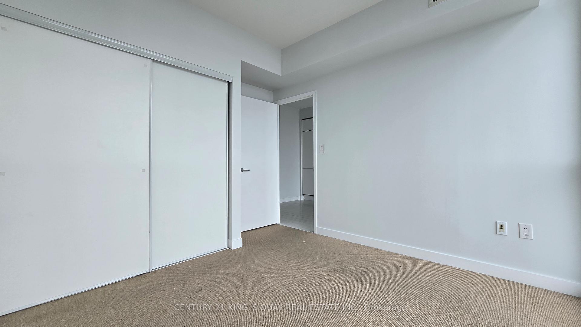 2 Bedrooms Condo at 21 Iceboat, Toronto For sale