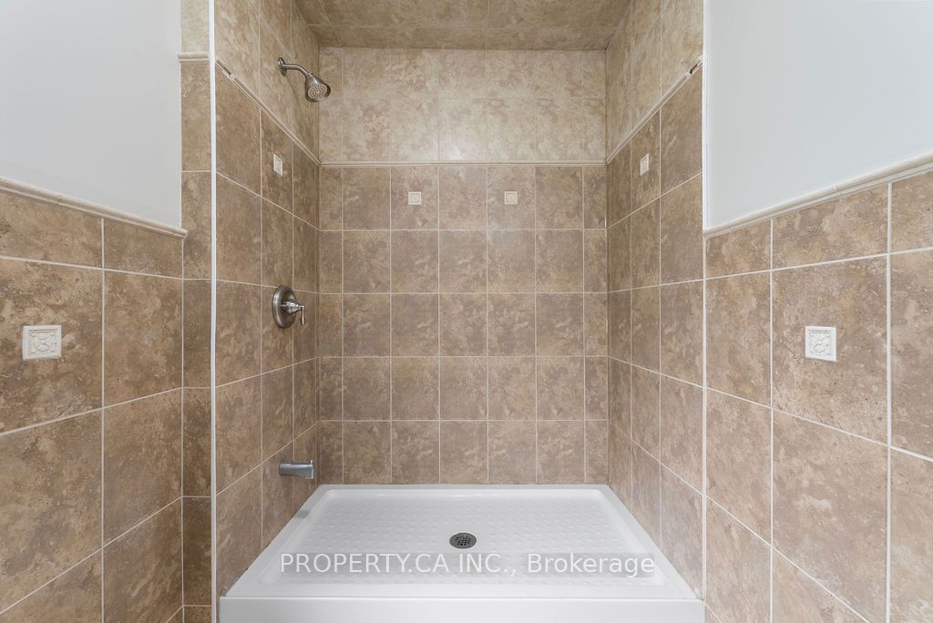 20 Woodward Avenue