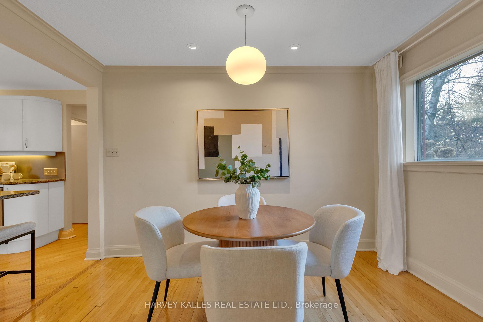 16 Gwendolen Crescent