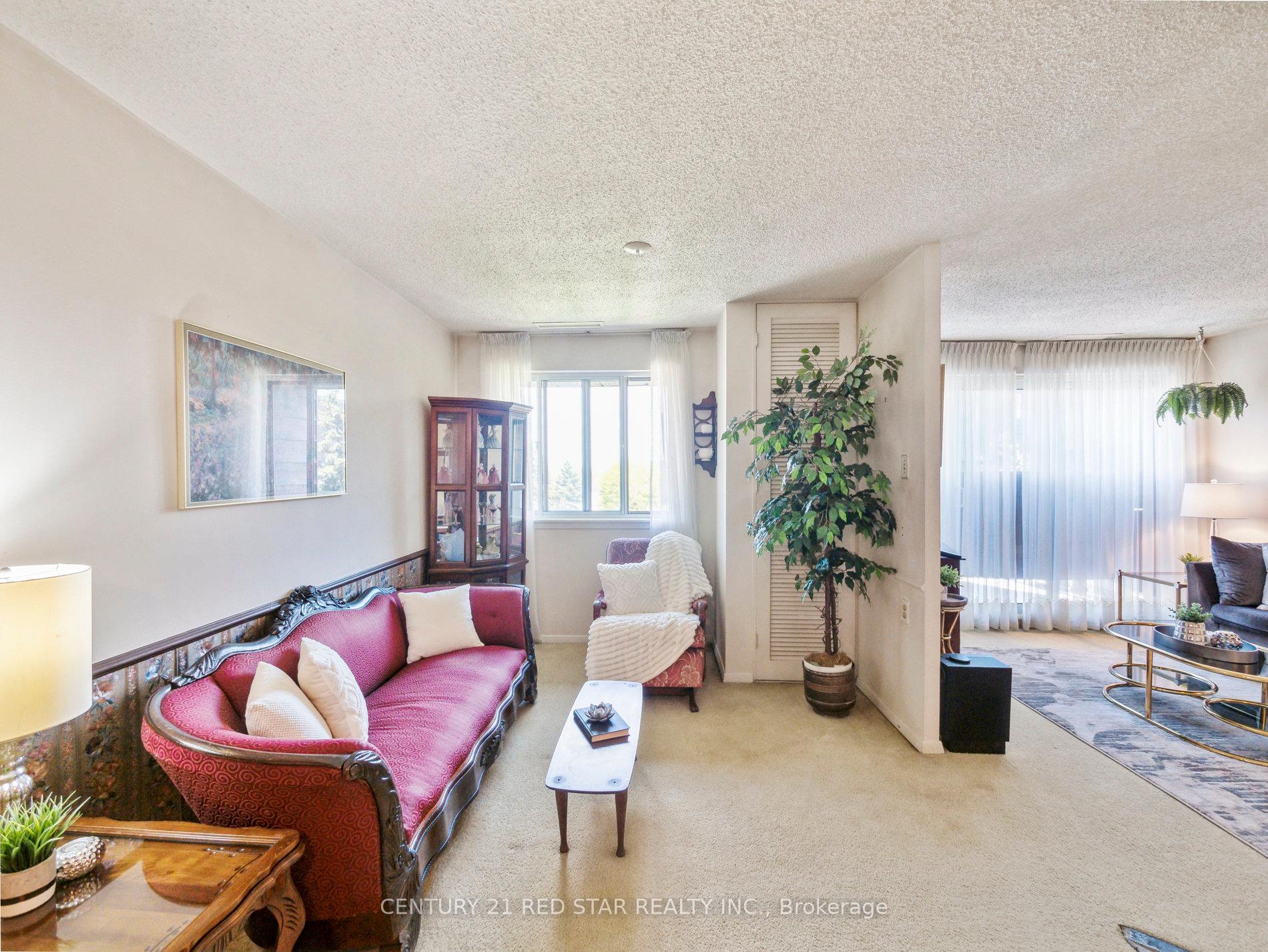 2 Bedrooms Condo at 4001 Don Mills, Toronto For sale
