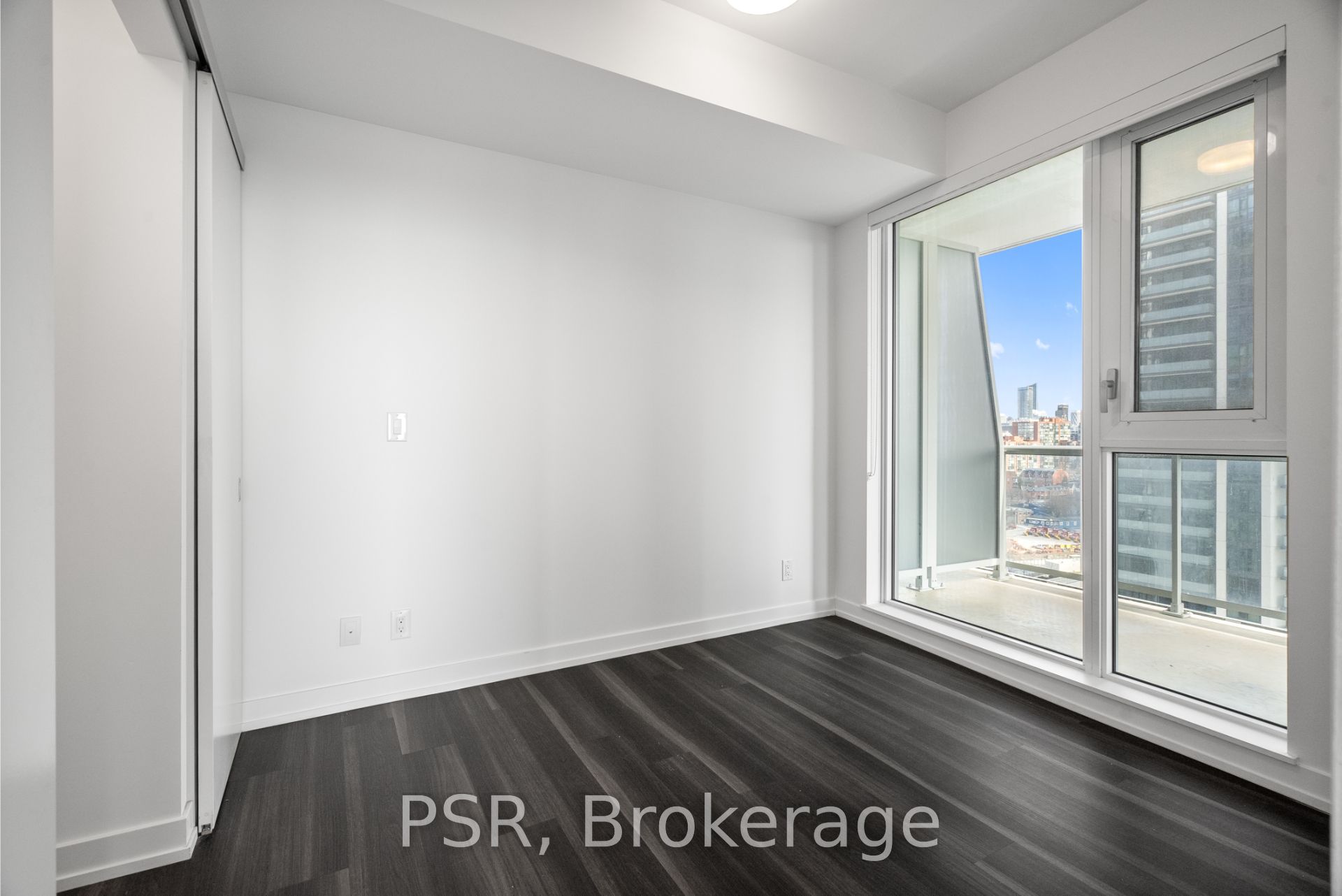 25 Ordnance Street, #1402