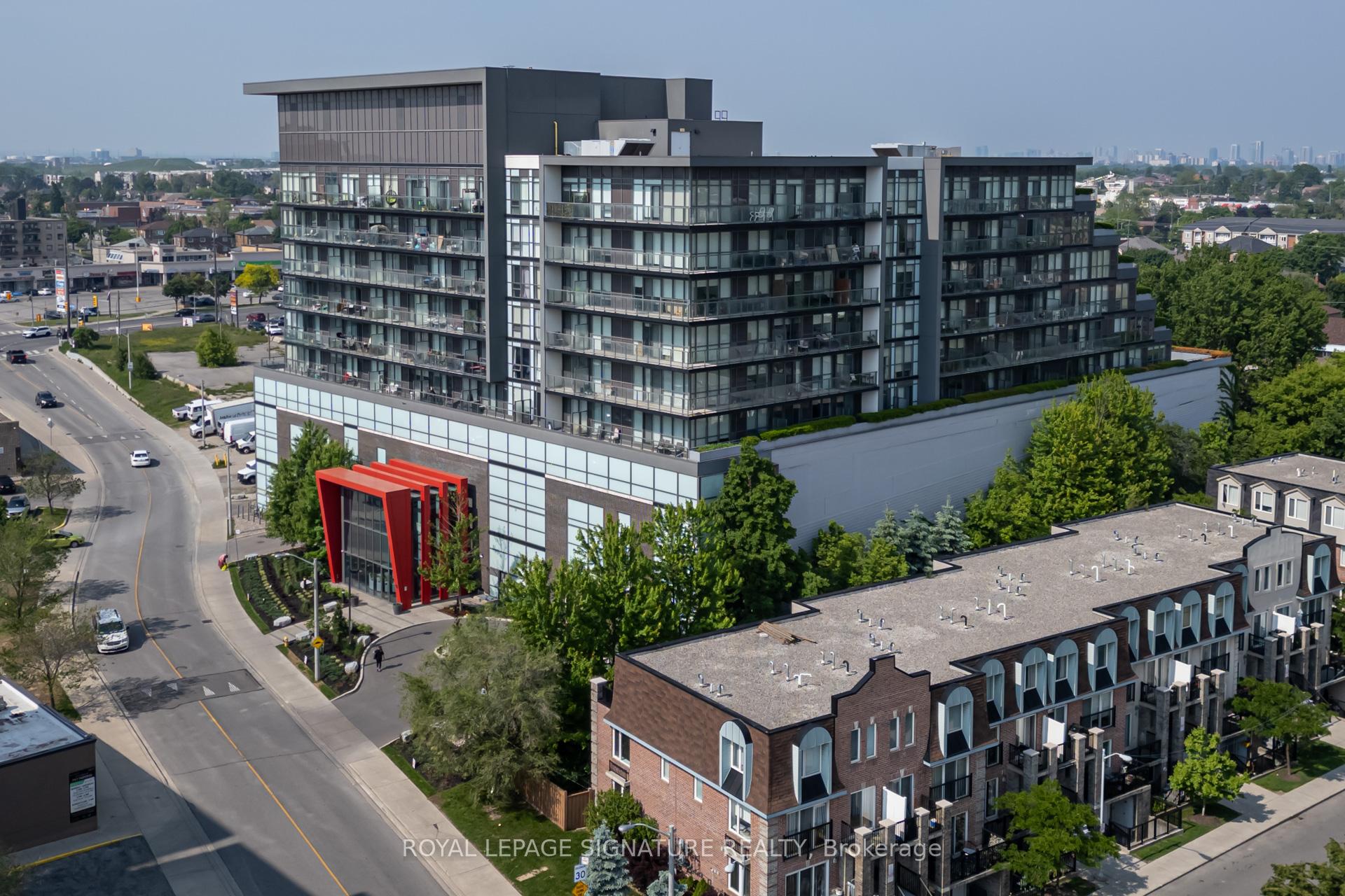 2 Bedrooms Condo at 15 James Finlay, Toronto For sale