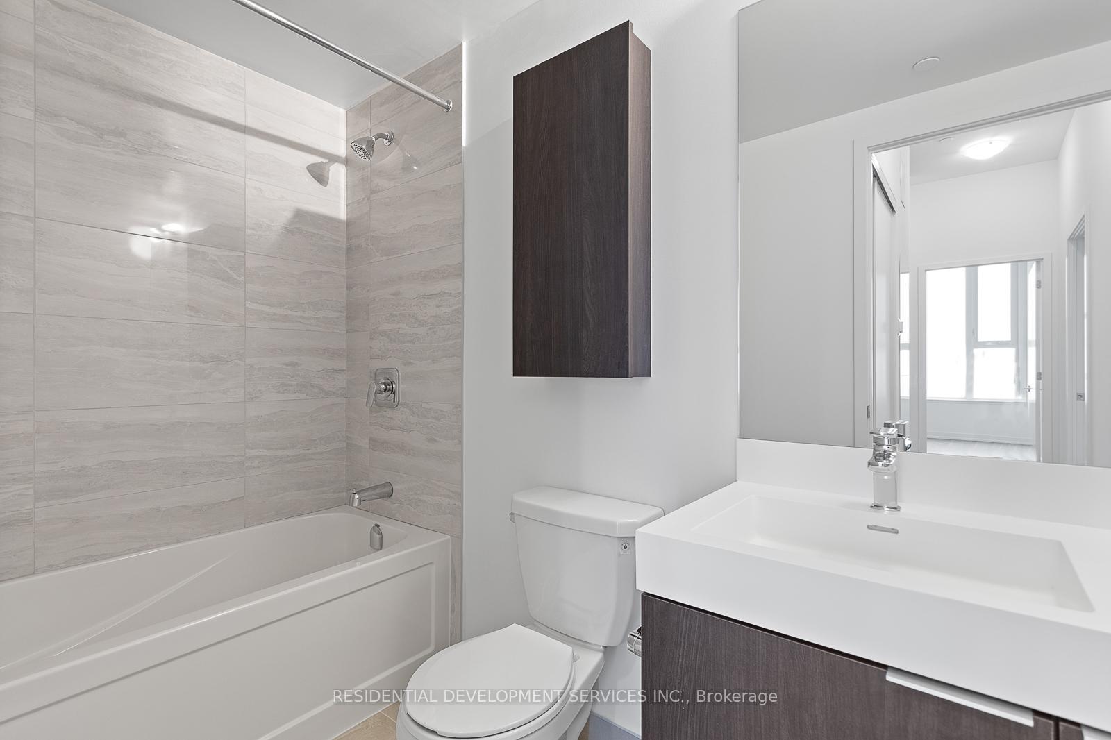 3 Bedrooms Condo at 3100 Keele,  Toronto For sale