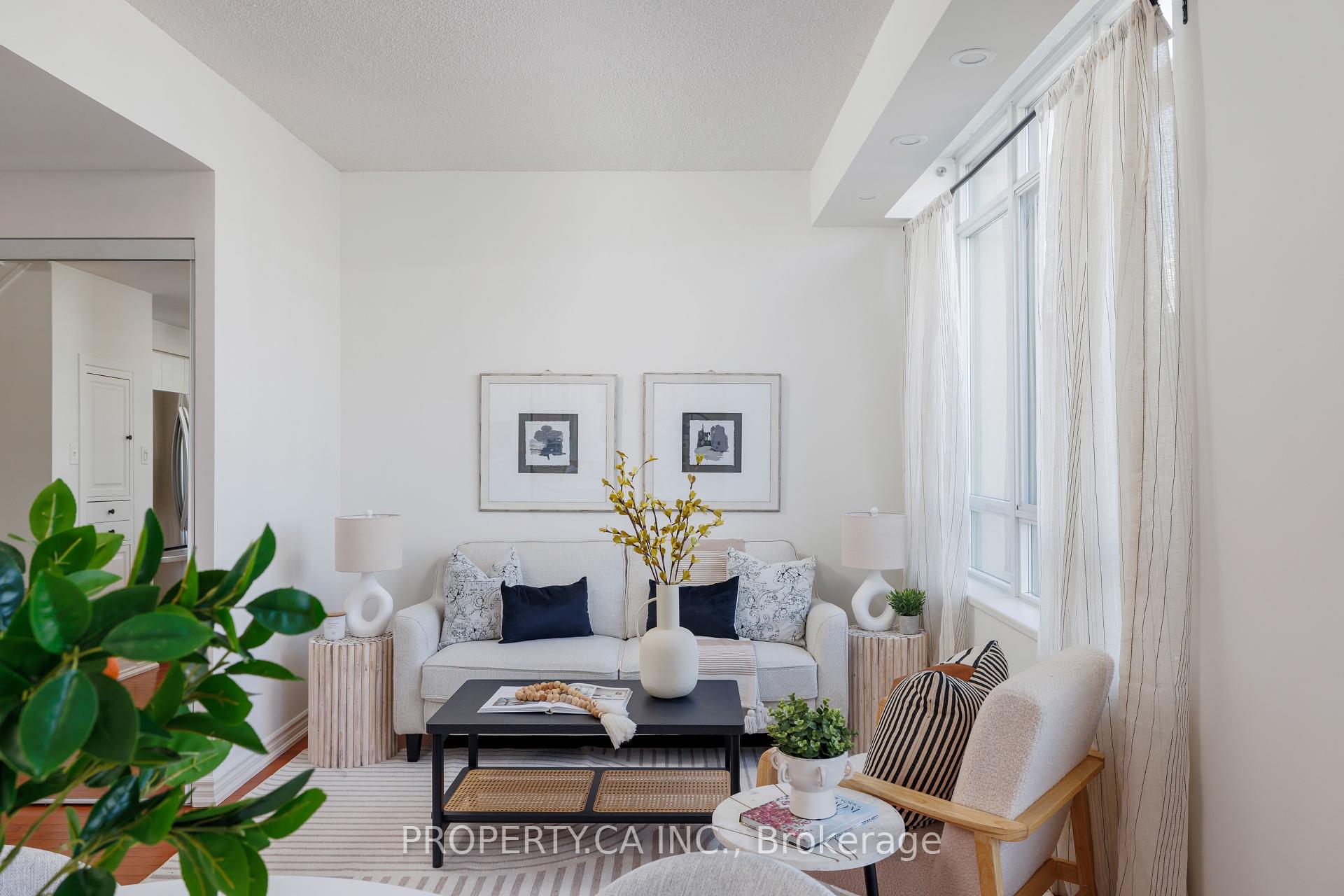 2 Bedrooms Condo at 70 Mill, Toronto For sale
