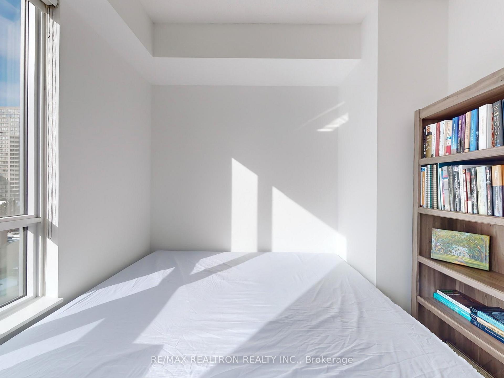 3 Bedrooms Condo at 195 Bonis, Toronto For sale