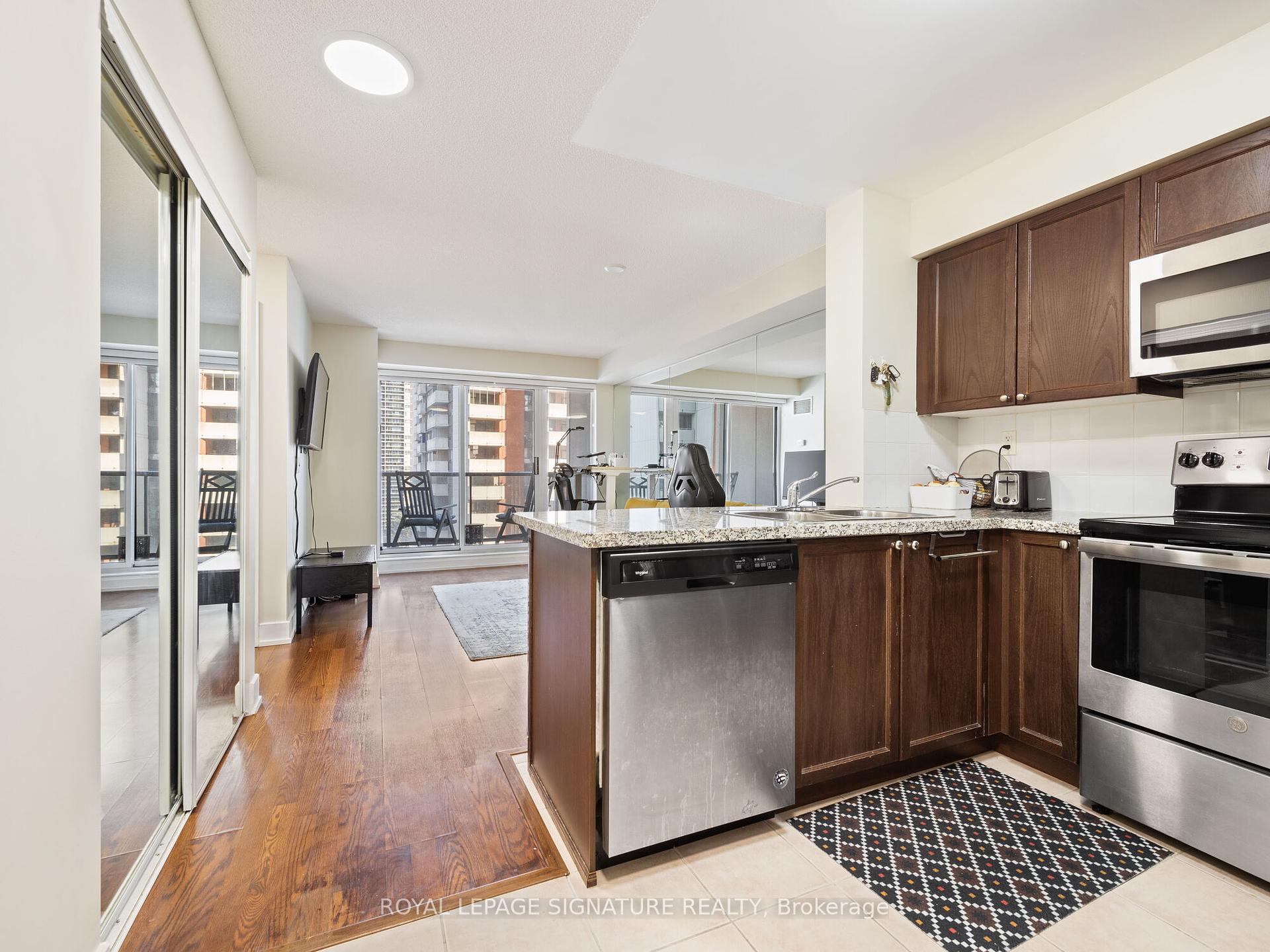 1 Bedroom Condo at 5 Michael Power, Toronto For sale