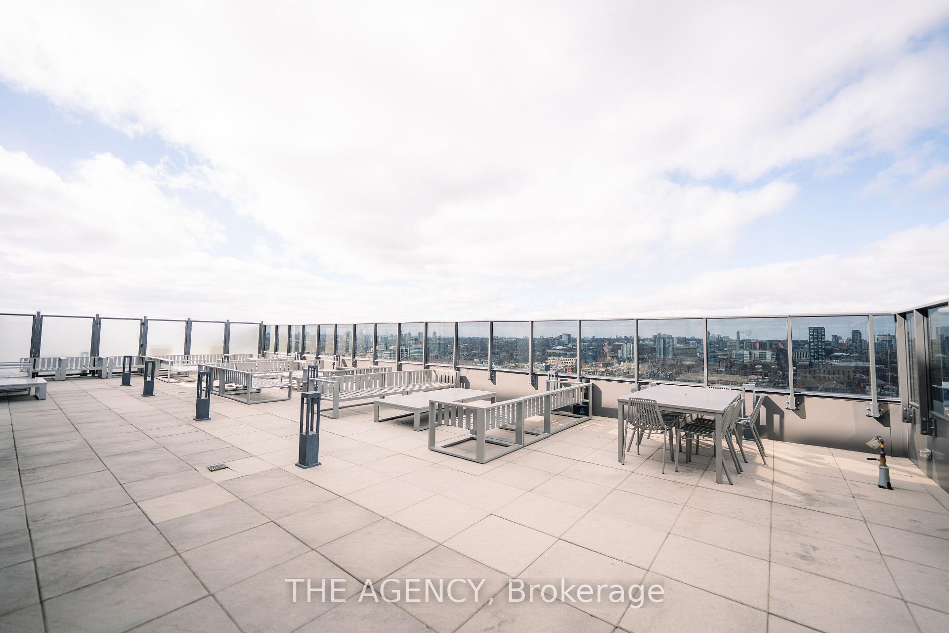 1 Bedroom Condo at 330 Richmond,  Toronto For sale