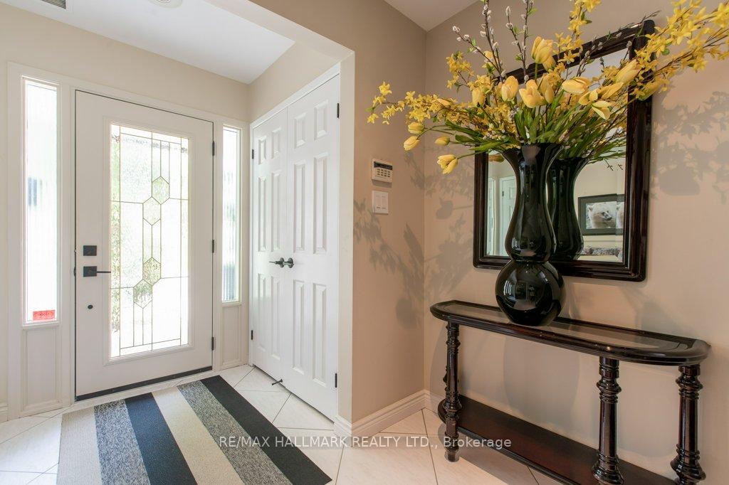 6 Tumbleweed Road, Toronto, ON M2J 2N3