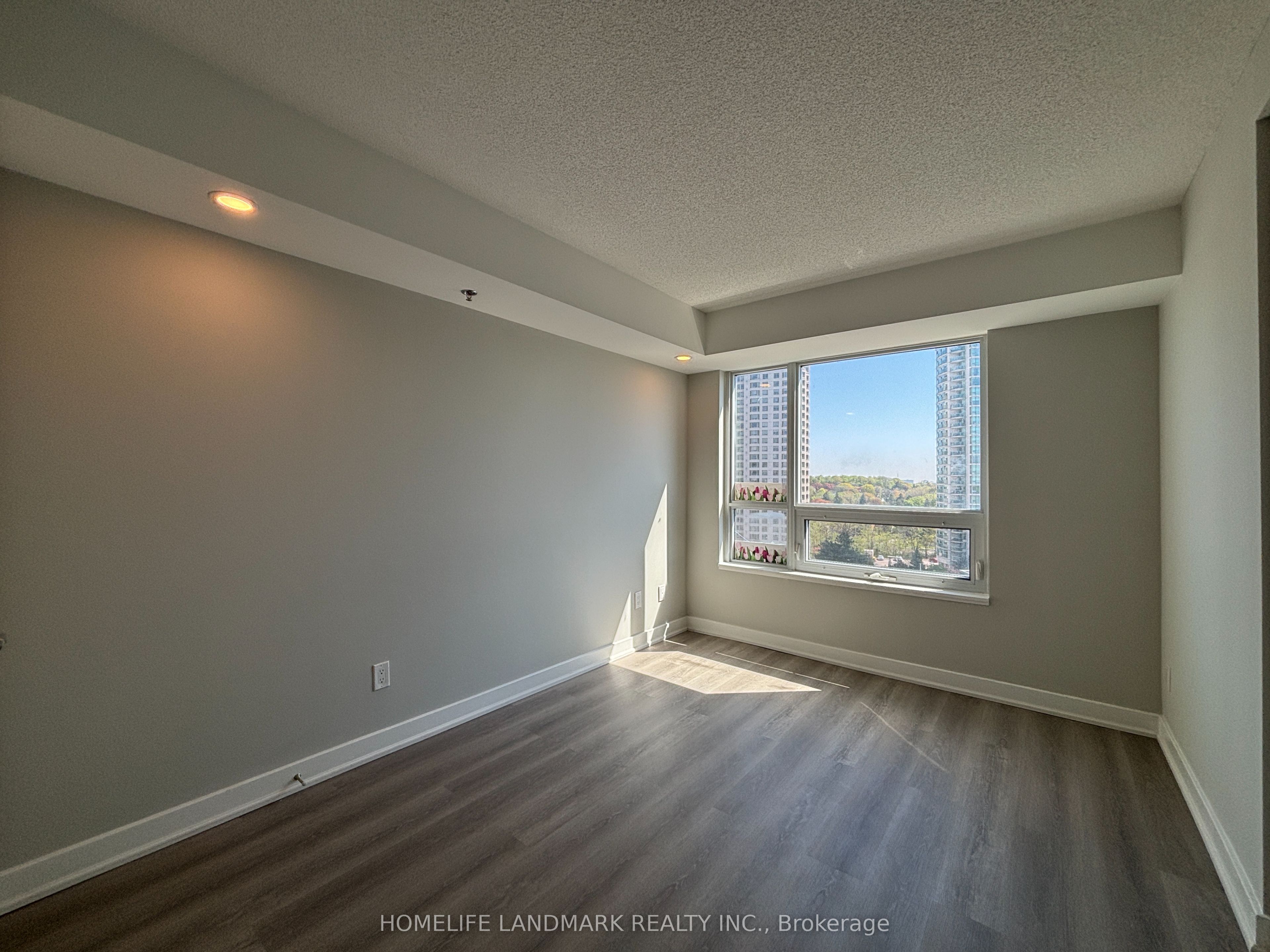 185 Bonis Avenue, #1014
