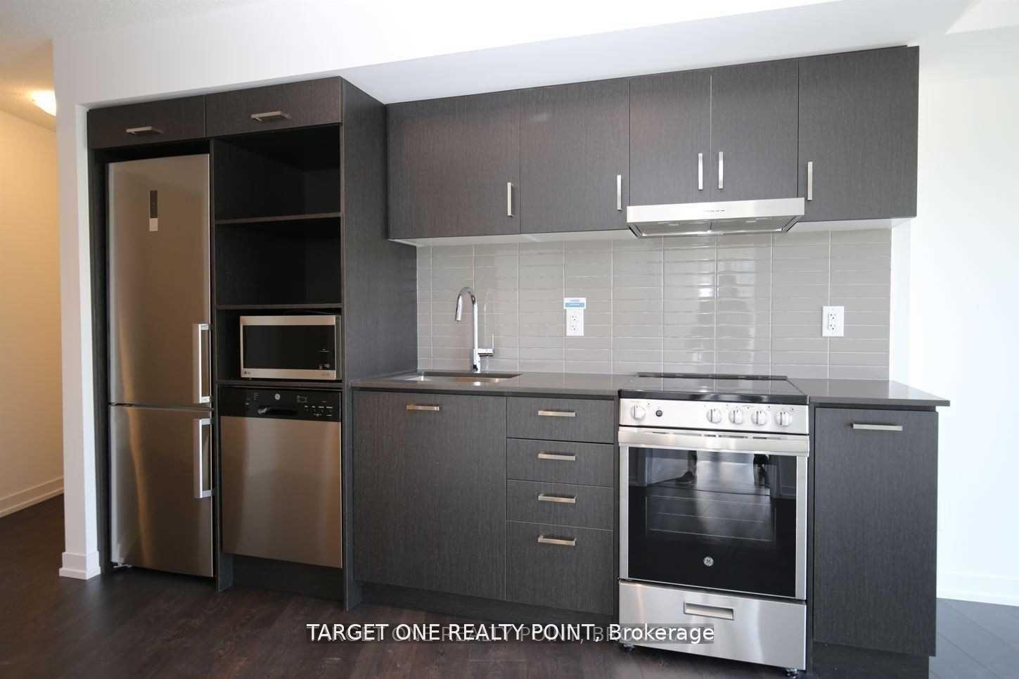 2 Bedrooms Condo at 219 Dundas,  Toronto For sale