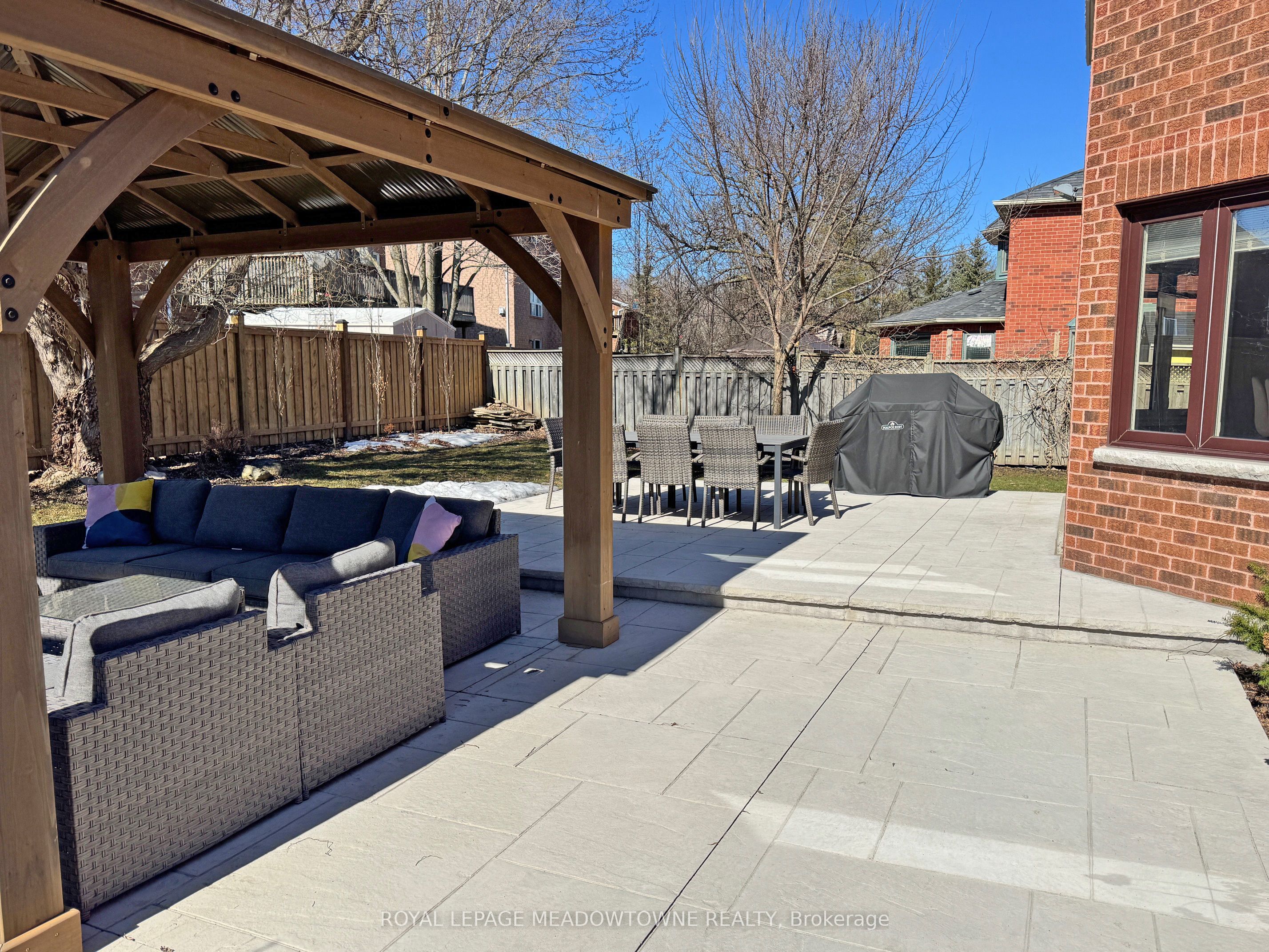 72 Craig Crescent