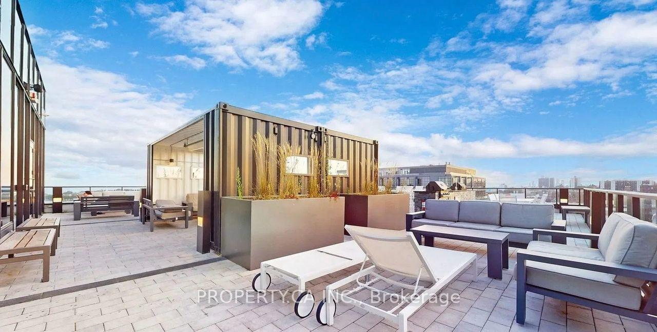3 Bedrooms Condo at 135 East Liberty, Toronto For sale