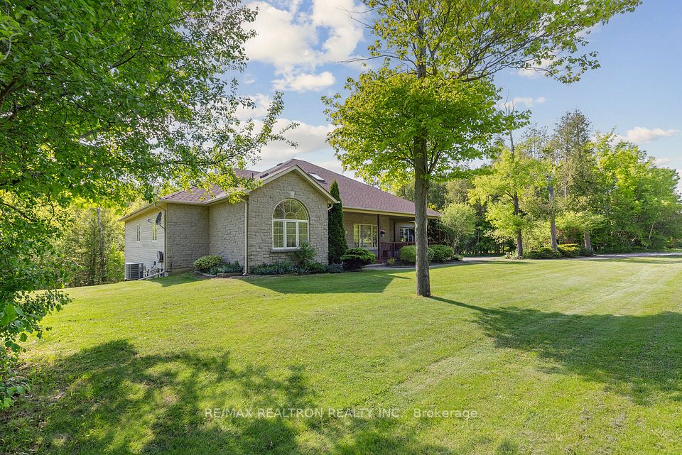 20 Grouse Court, Whitby, ON L0B 1A0