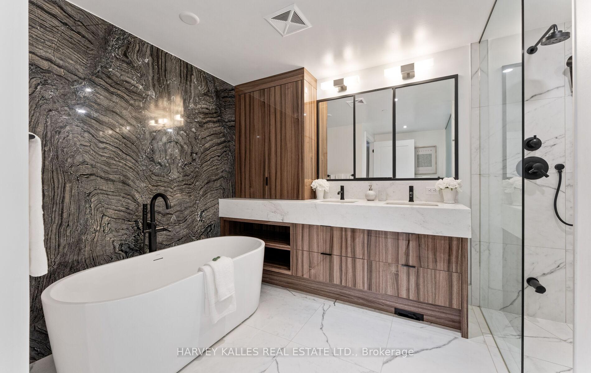 2 Bedrooms Condo at 355 Bedford Park, Toronto For sale