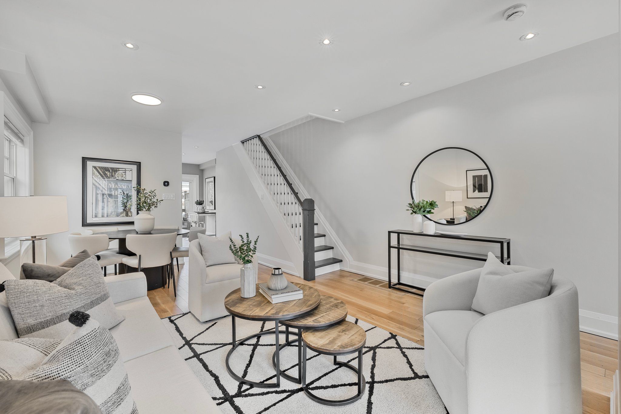 407 Kingswood Road