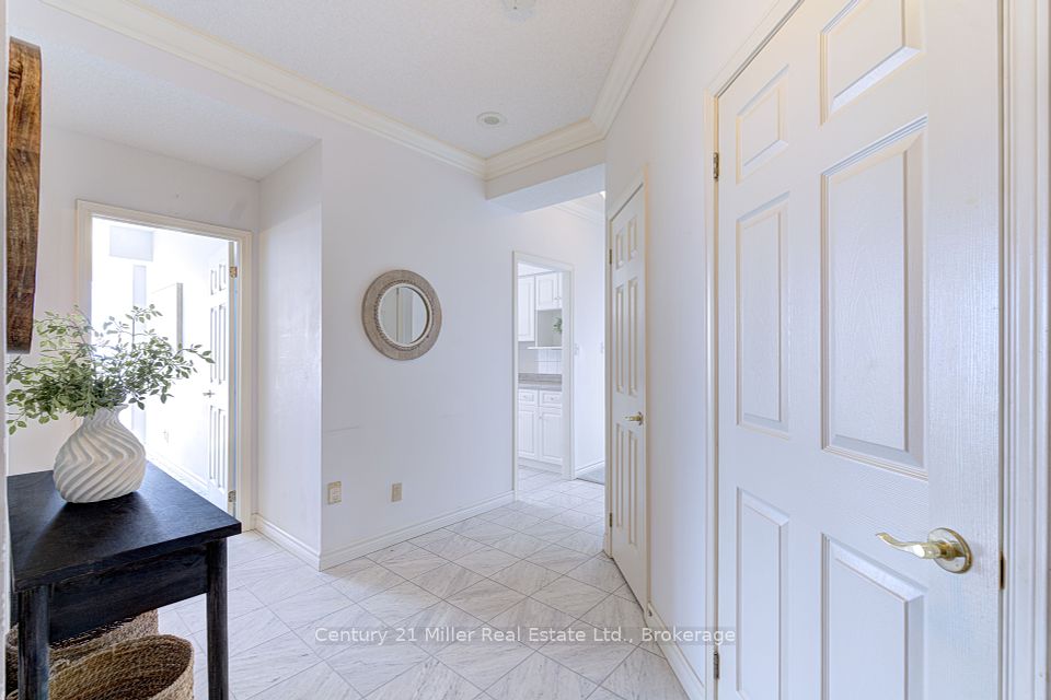 #17B - 67 Caroline Street, Hamilton, ON L8P 3K6