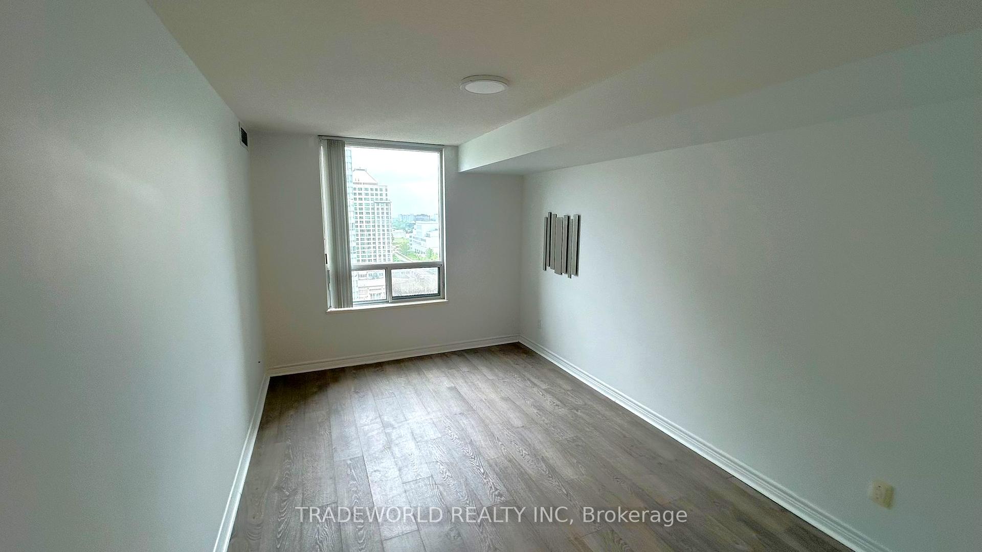 2 Bedrooms Condo at 68 Corporate, Toronto For sale