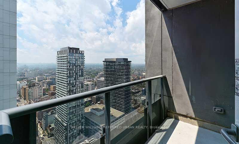 1 Bedroom Condo at 295 Adelaide, Toronto For sale