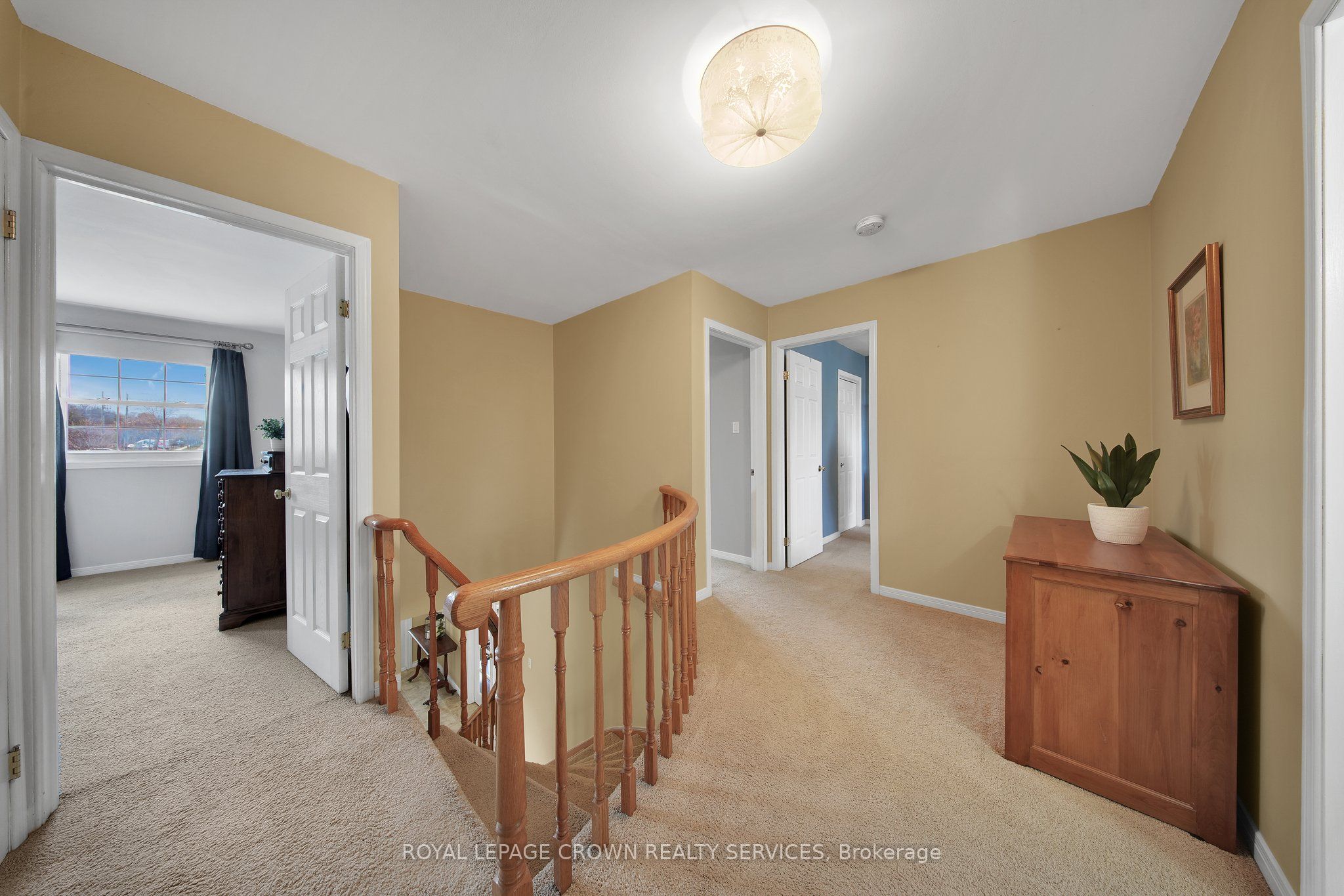383 Ashworth Drive