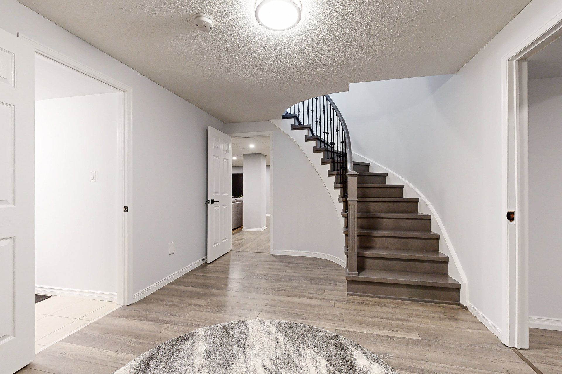 898 Darwin Drive