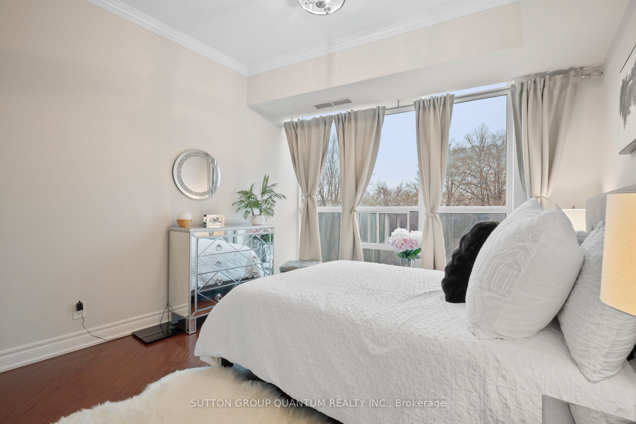 90 Absolute Avenue, #302