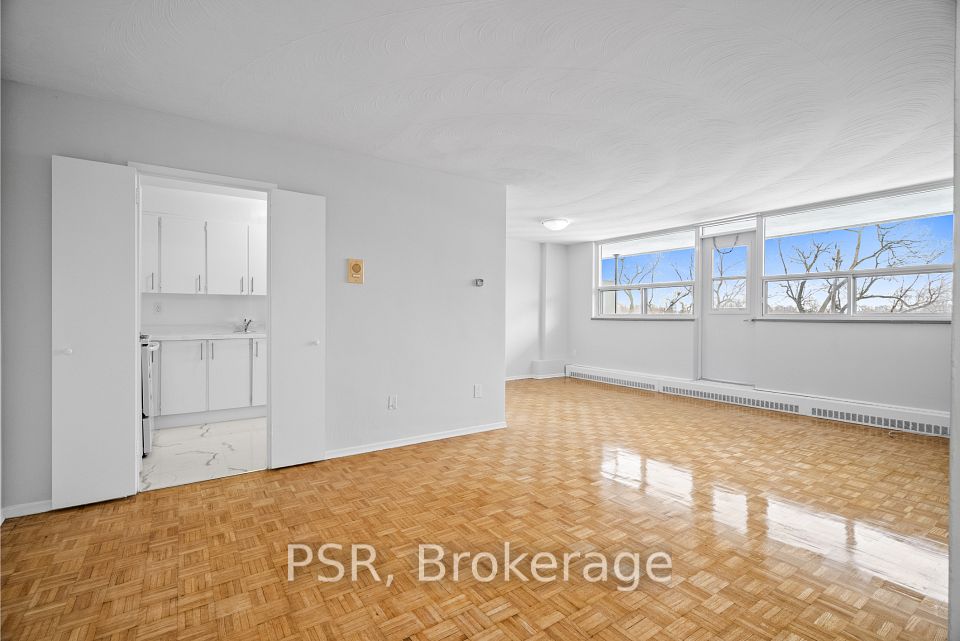 105 Rowena Drive