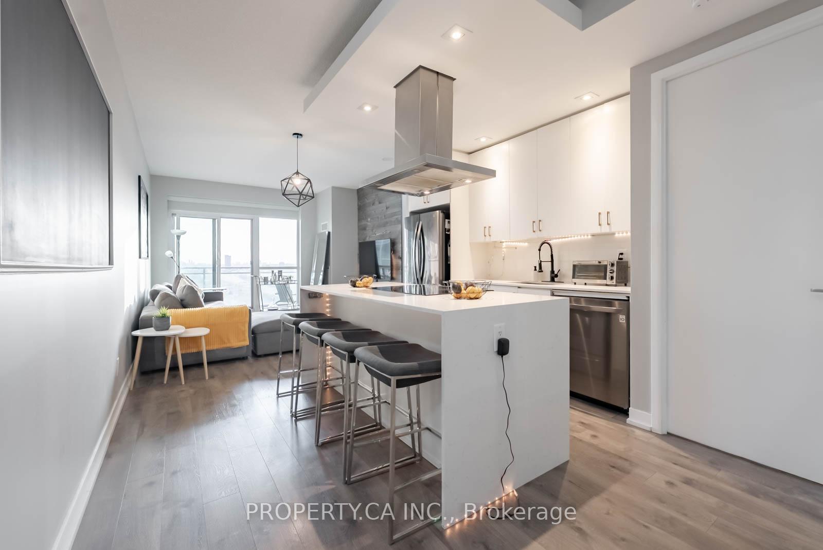 2 Bedrooms Condo at 165 Legion, Toronto For sale