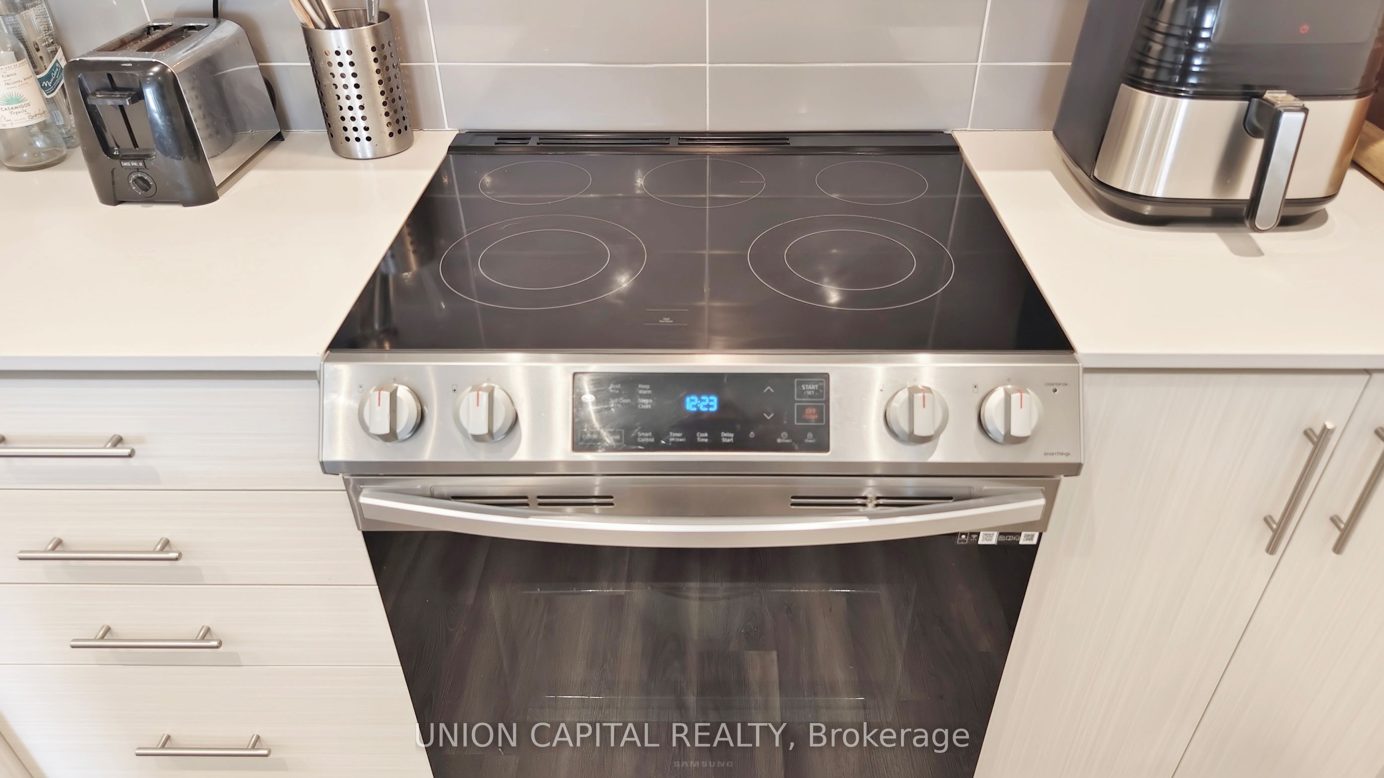 15 William Jackson Way, #23