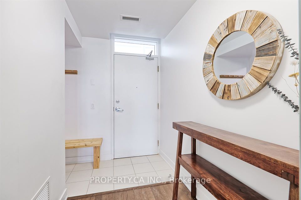 #303 - 25 Ritchie Avenue, Toronto, ON M6R 2J6