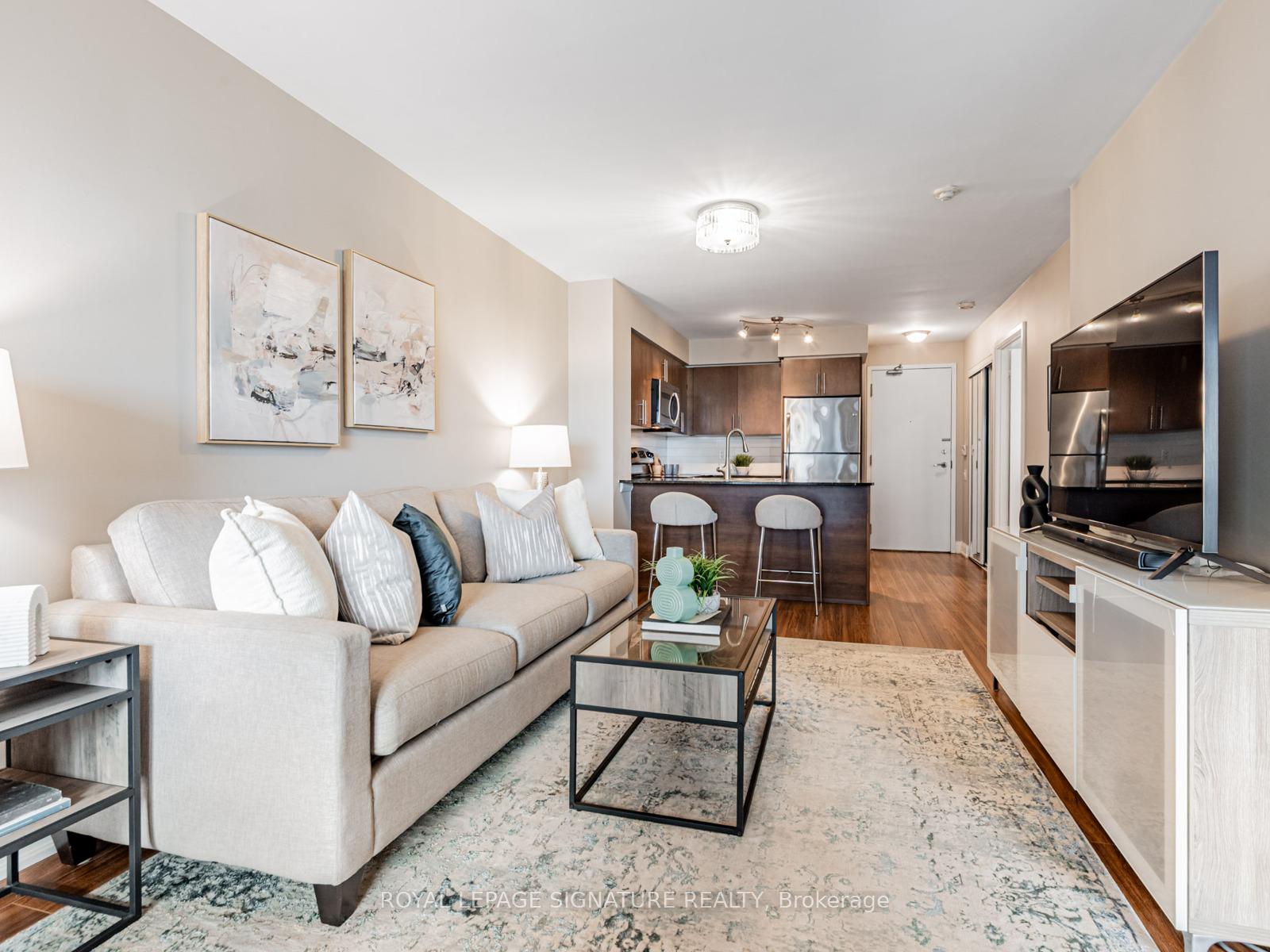 2 Bedrooms Condo at 2191 Yonge, Toronto For sale