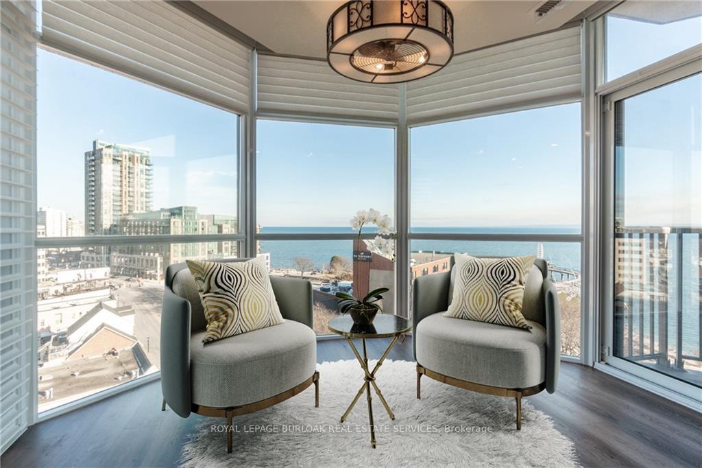 2 Bedrooms Condo at 1477 Lakeshore,  Burlington For sale