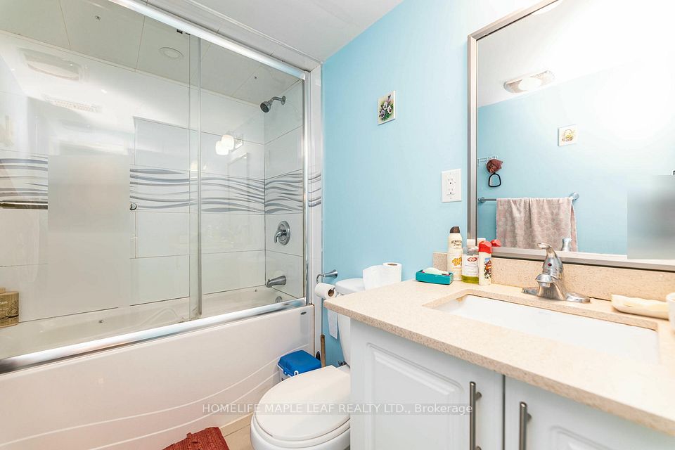 https://trreb-image.ampre.ca/mX6KD-c88GMaskH-81x6Yl_K3NHHwC8mMcNKdNvsCuw/rs:fit:960:960/wm:.5:so:0:50:.4/wmsh:10/wmt:PHNwYW4gZm9yZWdyb3VuZD0nd2hpdGUnIGZvbnQ9JzY4Jz5IT01FTElGRSBNQVBMRSBMRUFGIFJFQUxUWSBMVEQuLCBCcm9rZXJhZ2U8L3NwYW4-/L3RycmViL2xpc3RpbmdzLzQwLzUxLzE2Lzk4L3AvOTUzYTFjNDMtYzRjOS00NDgxLWI0NWEtNTNiNTYyM2Y5NTg0LmpwZw.jpg