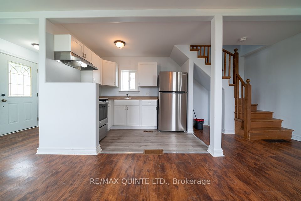 82 Moira Street