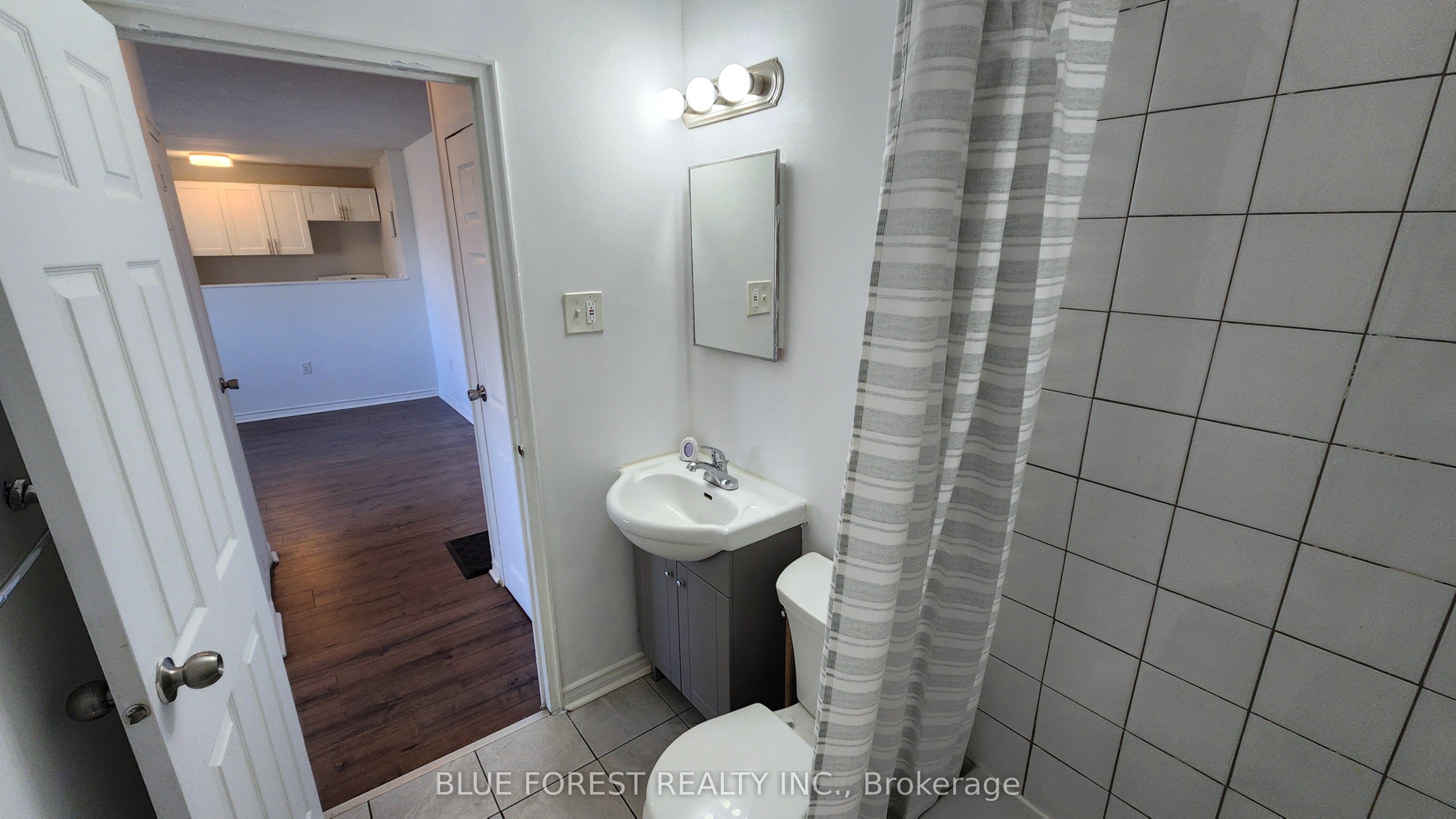 #303 - 1174 Hamilton Road, London East, ON N5W 1A9