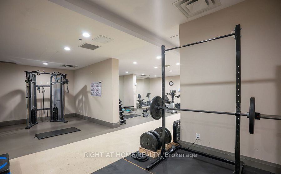 120 Dallimore Circle, #628