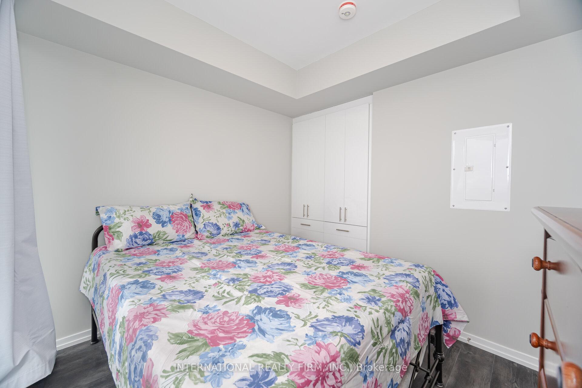 1 Bedroom Condo at 7890 Jane, Vaughan For sale