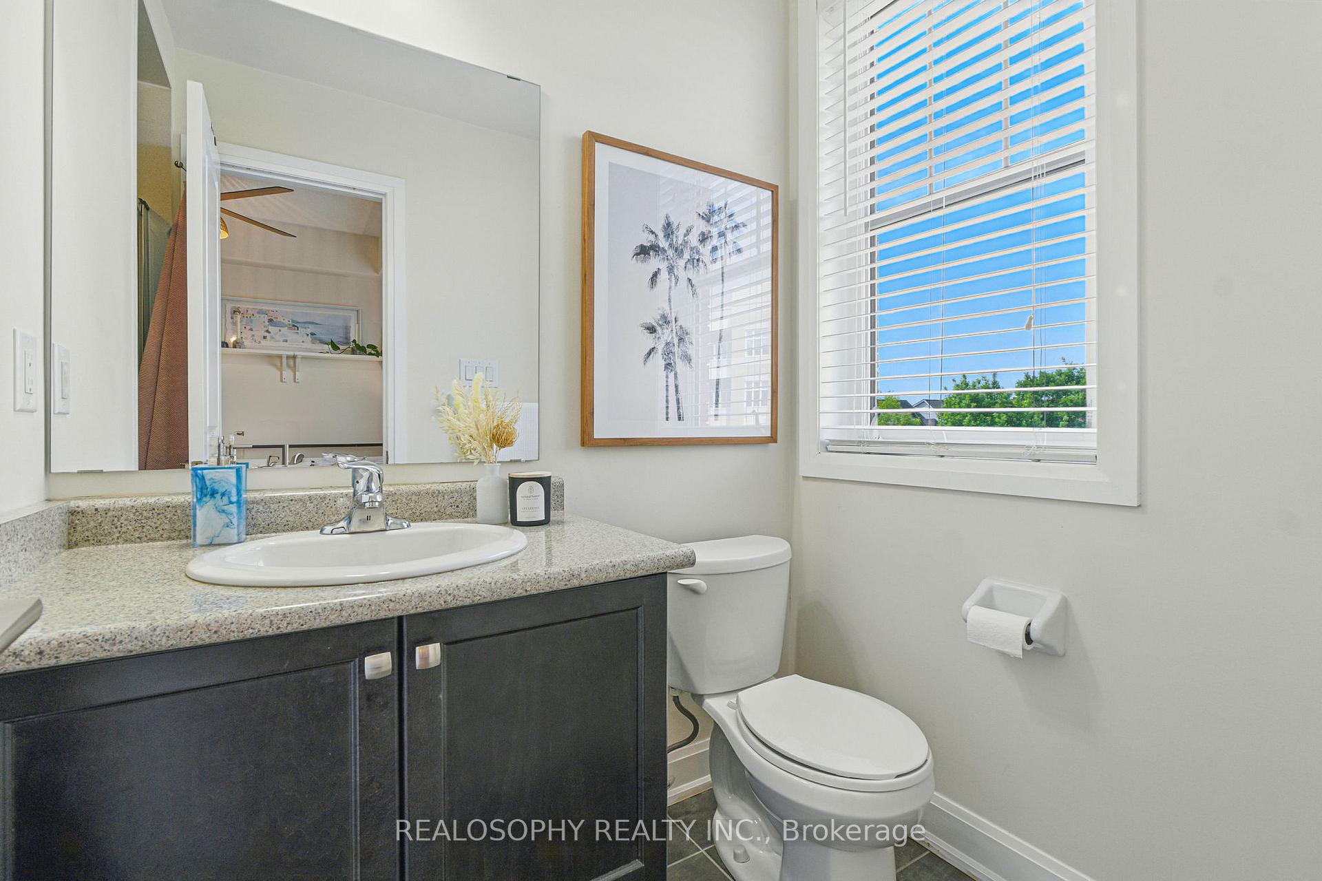 2 Bedrooms Condo at 2333 Sawgrass, Oakville For sale