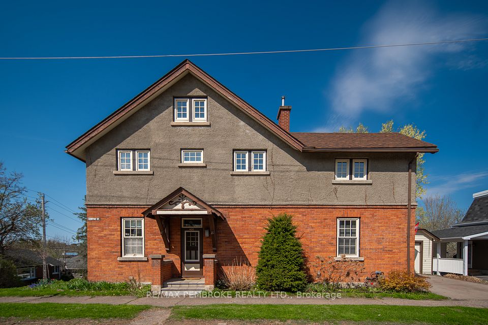 400 Centre