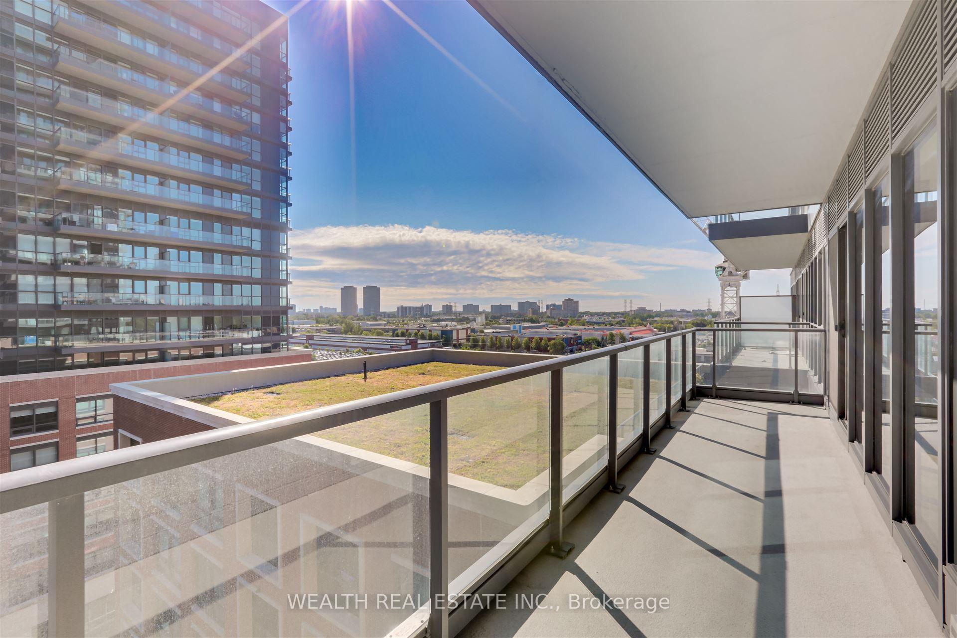 2 Bedrooms Condo at 33 Frederick Todd,  Toronto For sale