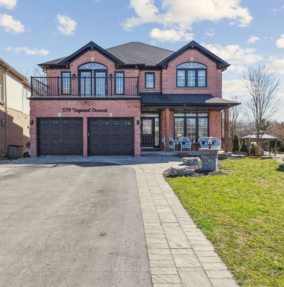 579 Faywood