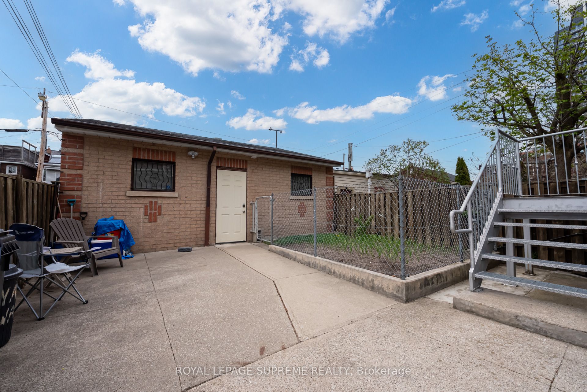 20 Edna Avenue, #1