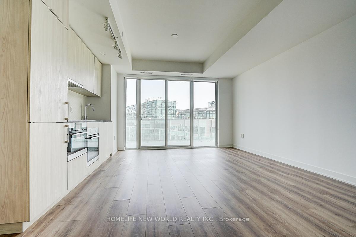 1 Bedroom Condo at 15 Queens, Toronto For sale