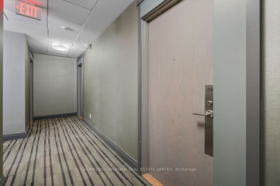 Suite Entrance