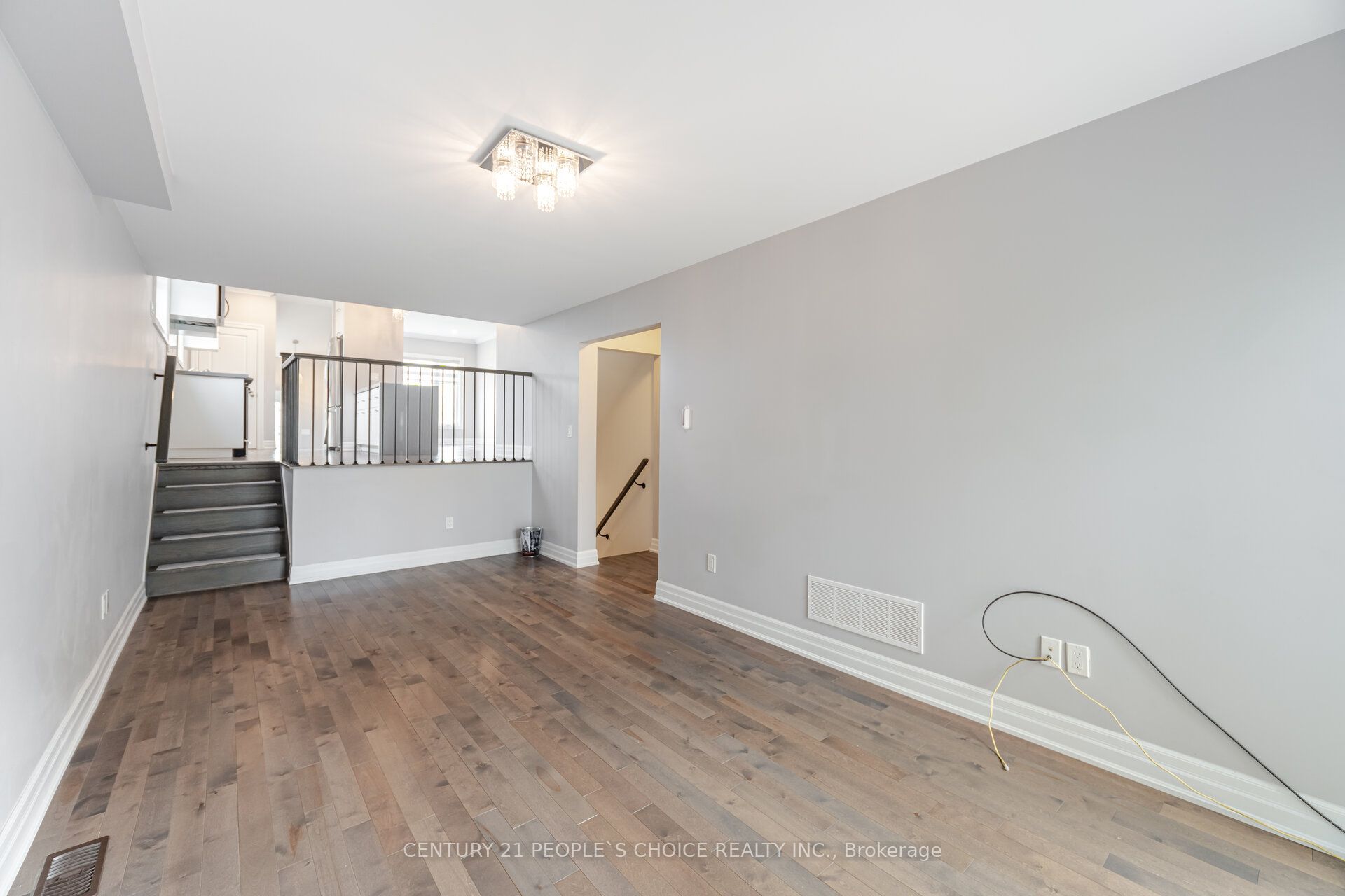 2951 Salerno Crescent