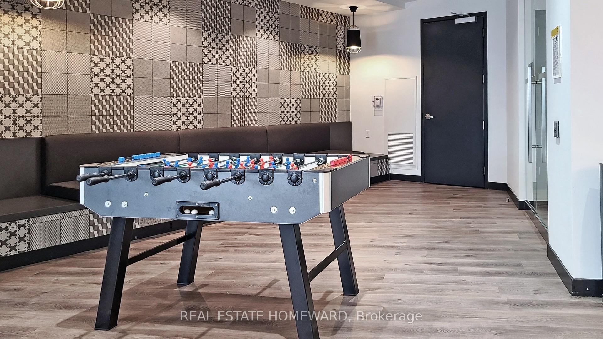 1 Bedroom Condo at 159 Wellesley,  Toronto For sale