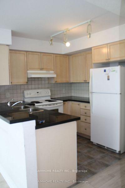 2 Bedrooms Condo at 3830 Bathurst,  Toronto For sale